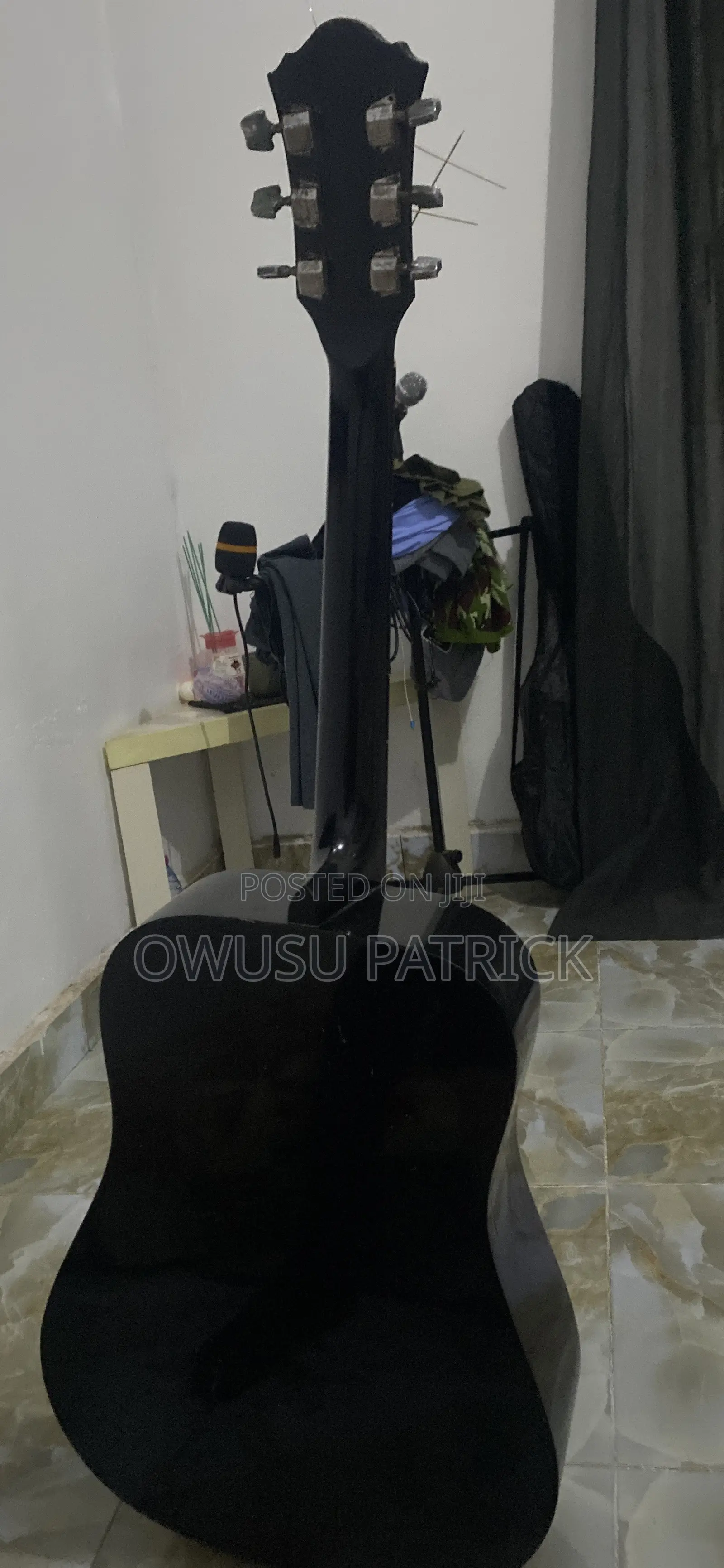 Home Used Acoustic Guitar for Sale