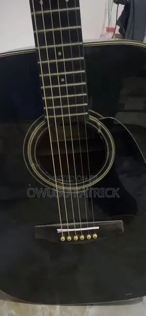 Home Used Acoustic Guitar for Sale