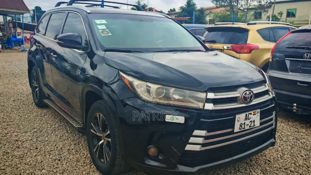 Toyota Highlander XLE 4dr SUV AWD (3.5L 6cyl 6A) 2015 Black