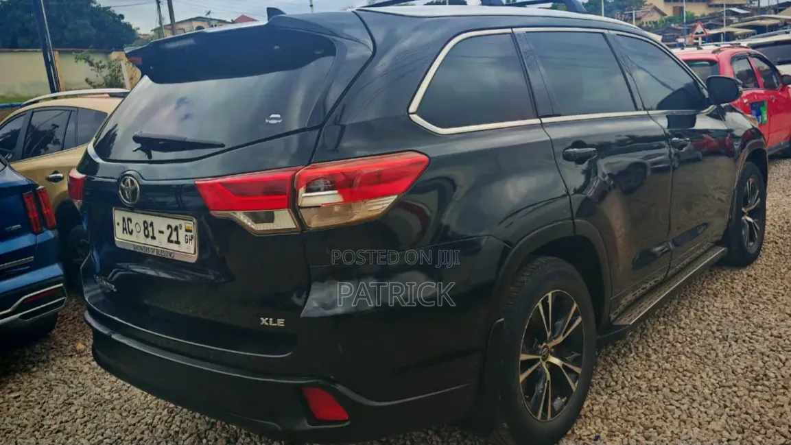 Toyota Highlander XLE 4dr SUV AWD (3.5L 6cyl 6A) 2015 Black