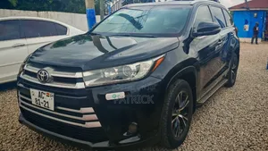 Toyota Highlander XLE 4dr SUV AWD (3.5L 6cyl 6A) 2015 Black
