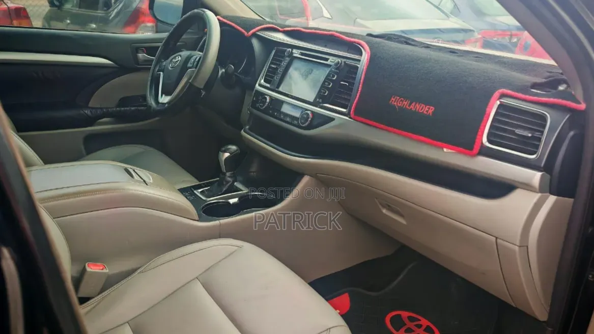 Toyota Highlander XLE 4dr SUV AWD (3.5L 6cyl 6A) 2015 Black