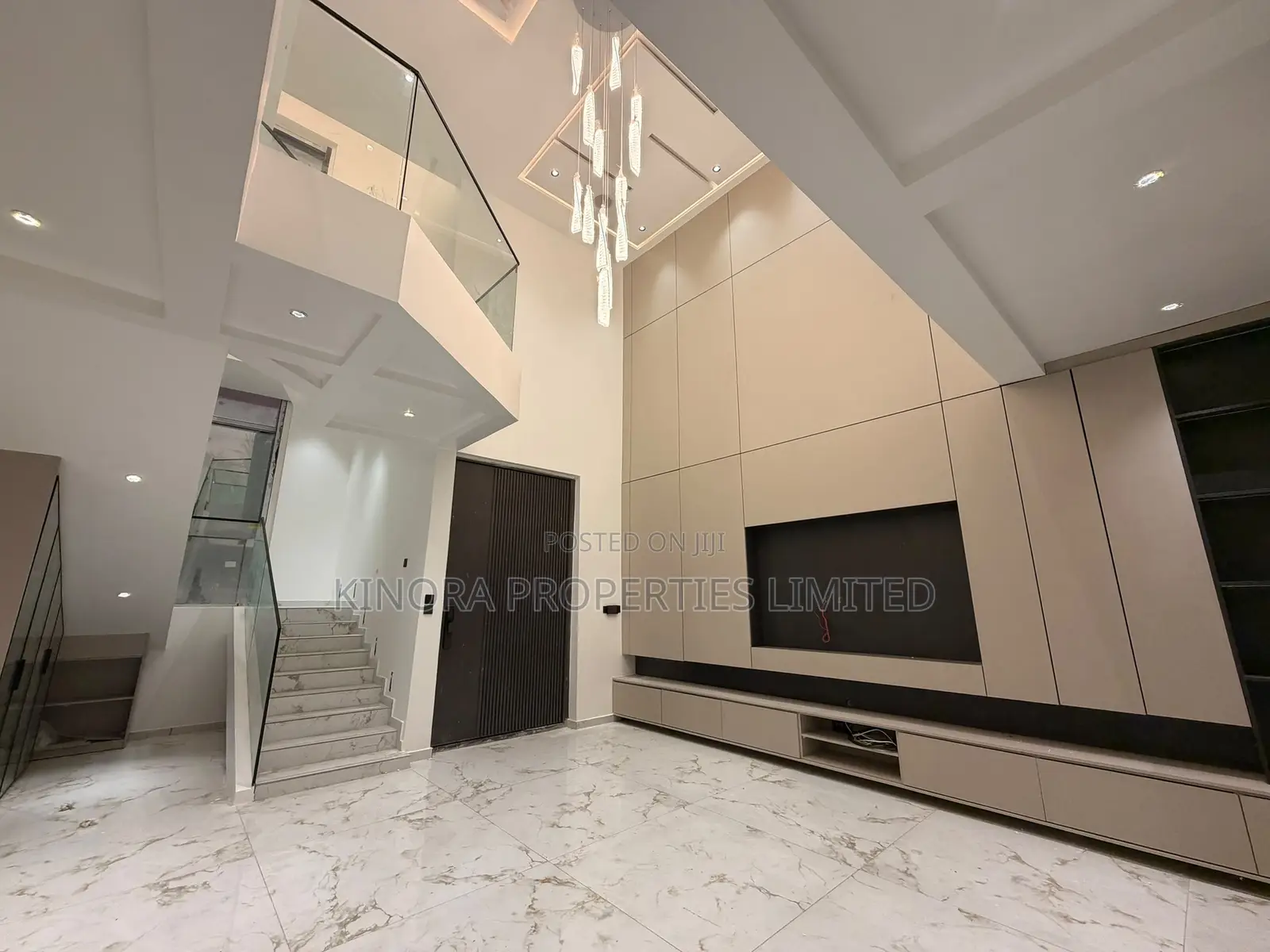 4bdrm Duplex in East Legon-Adjiganor for sale