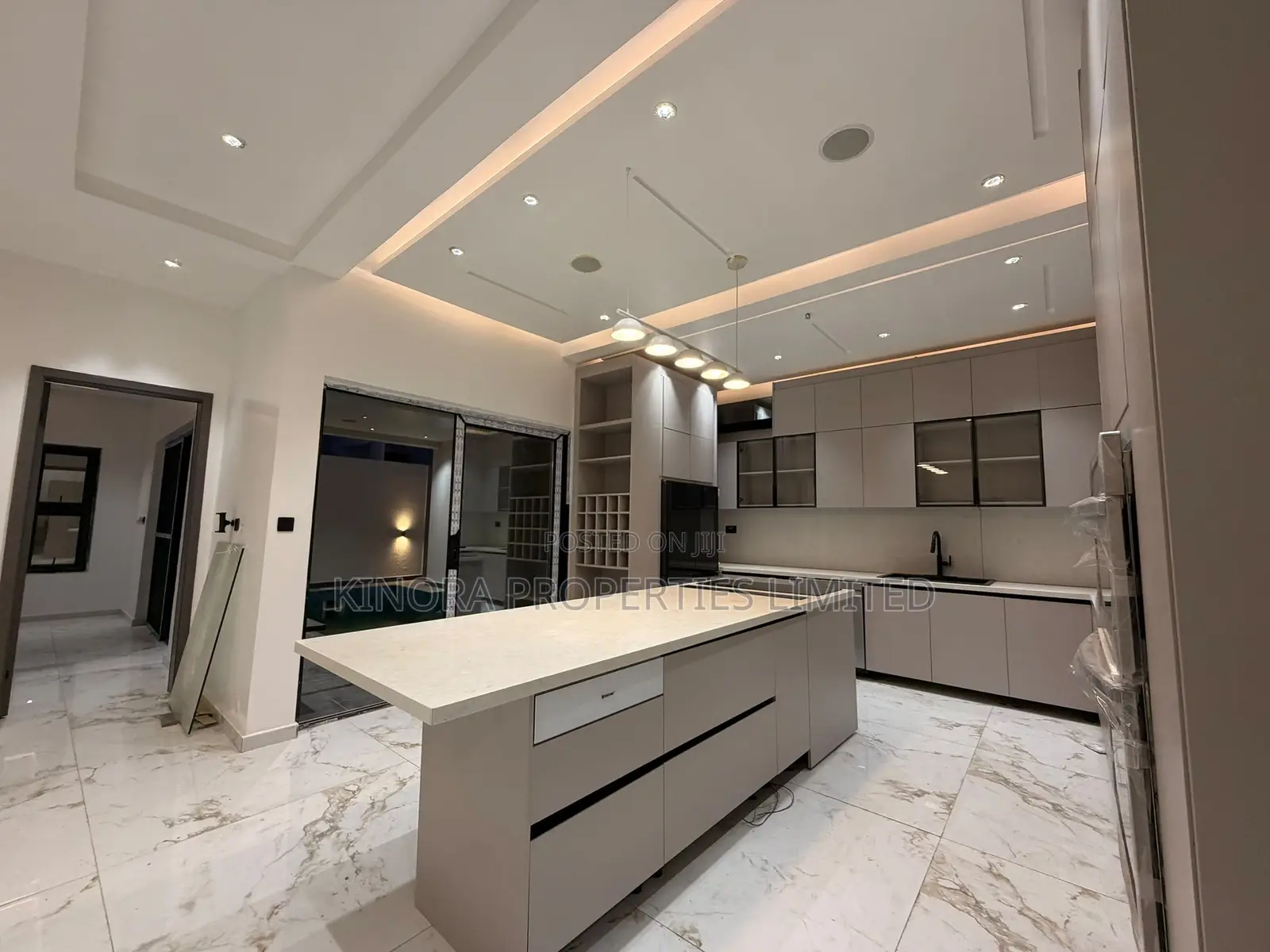 4bdrm Duplex in East Legon-Adjiganor for sale