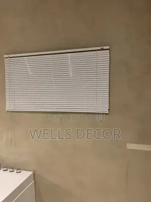 Contemporary Venetian Blinds