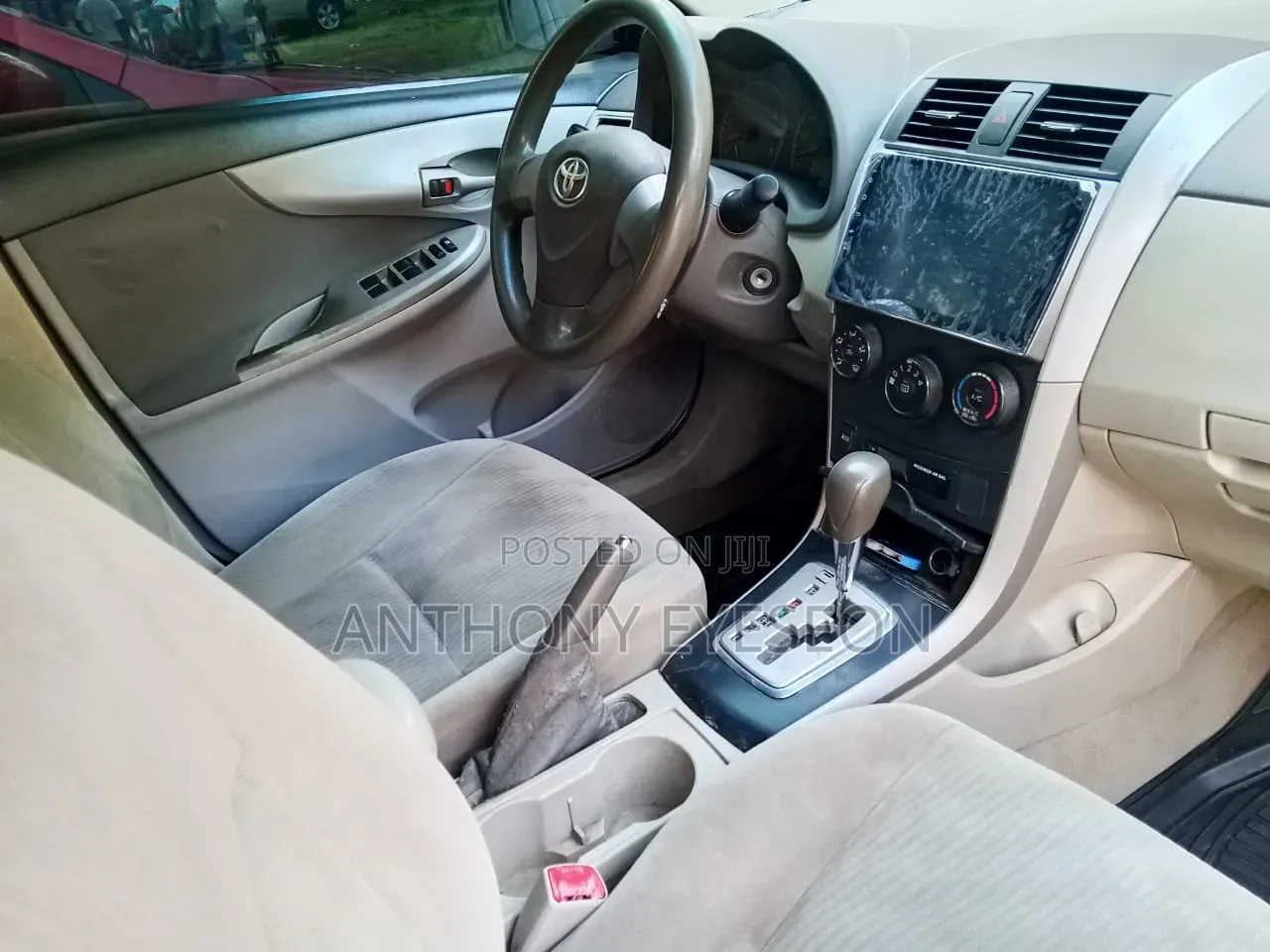 Toyota Corolla 2010 Gold