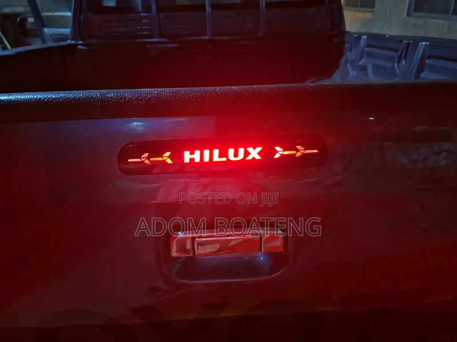 Toyota Hilux 2012 White