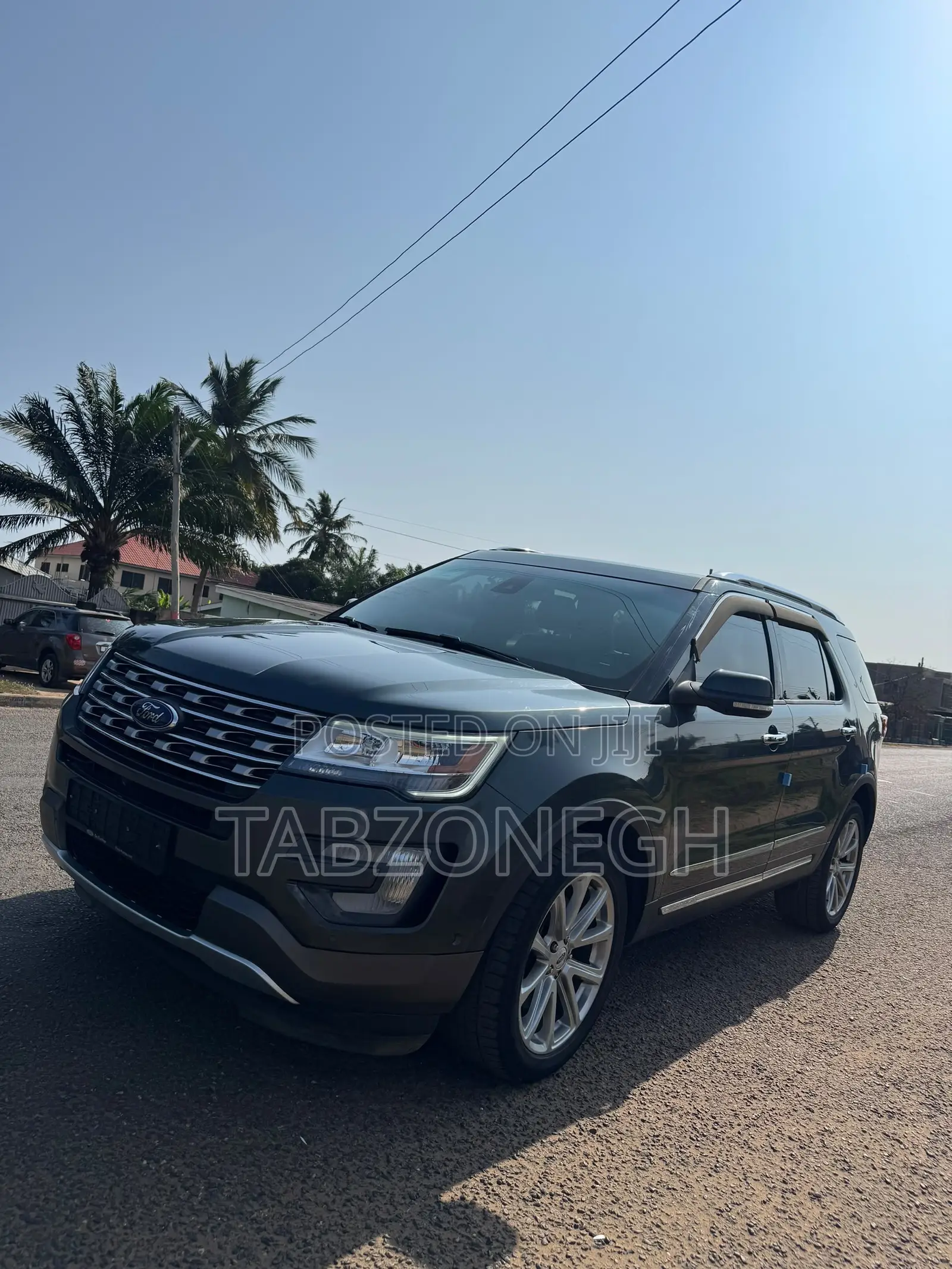 Ford Explorer Limited 4dr SUV AWD (3.5L 6cyl 6A) 2016 Gray
