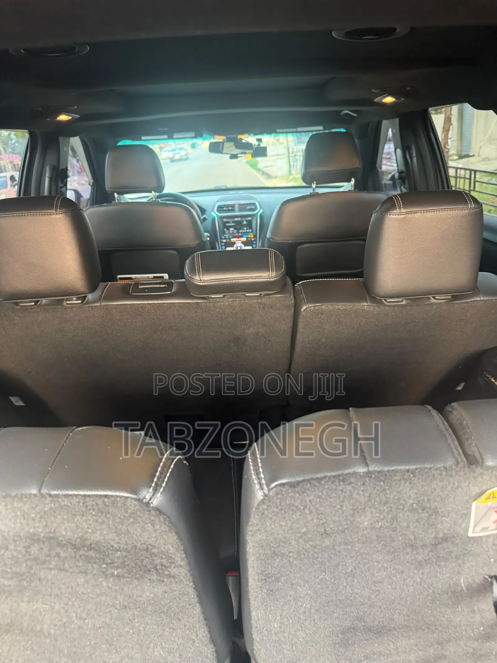 Ford Explorer Limited 4dr SUV AWD (3.5L 6cyl 6A) 2016 Gray