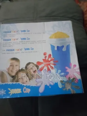 Slushie Cup 2 Pack DIY Slushy Maker Cup Frozen Magic Squeeze Cups