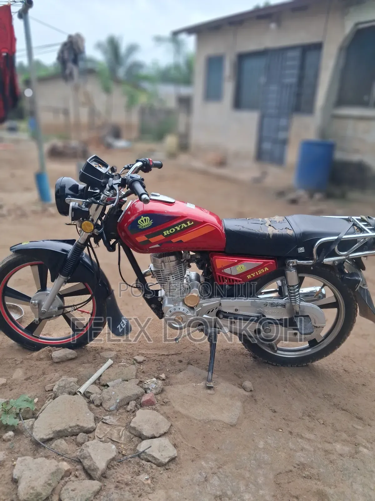 Royal RY125 2025 Red