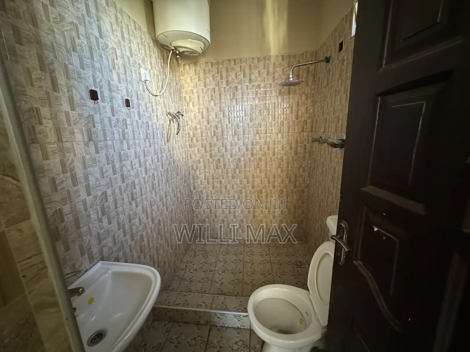 2bdrm Apartment in Oyarifa Tipper for rent