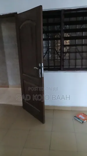 1bdrm Room & Parlour in Aseda House, Awutu Senya East Municipal