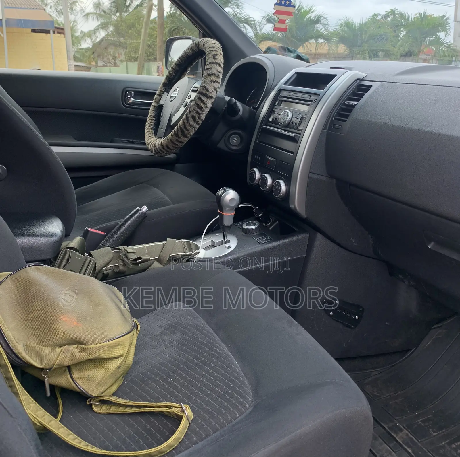 Nissan X-Trail 2012 Brown