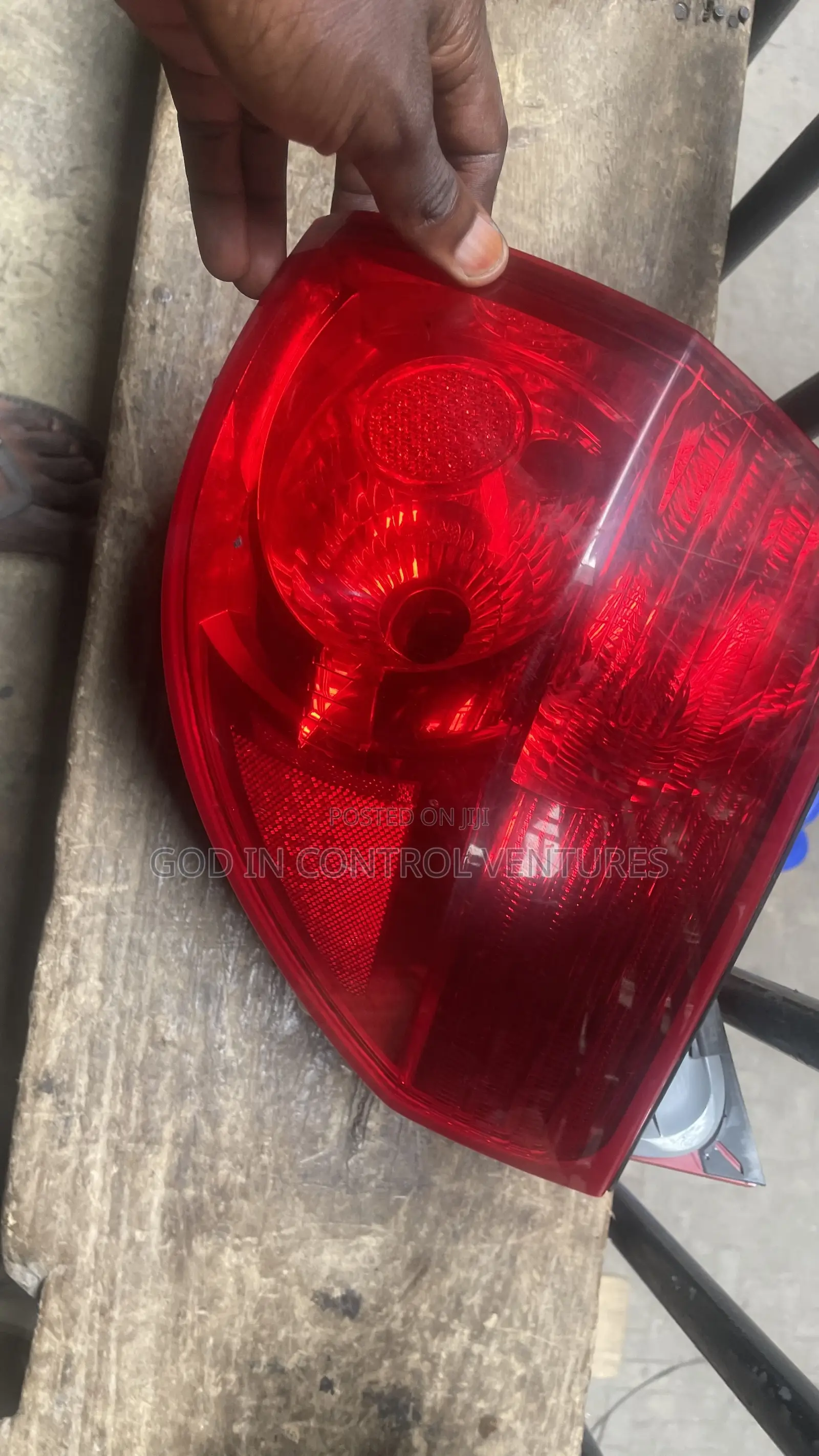 Toyota Sienna 2008 Tail Light