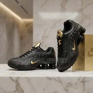 Original Nike Shox R4 Black/Gold