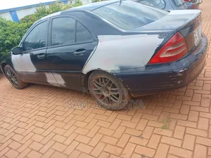 Mercedes-Benz C250 2003 Blue