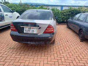 Mercedes-Benz C250 2003 Blue