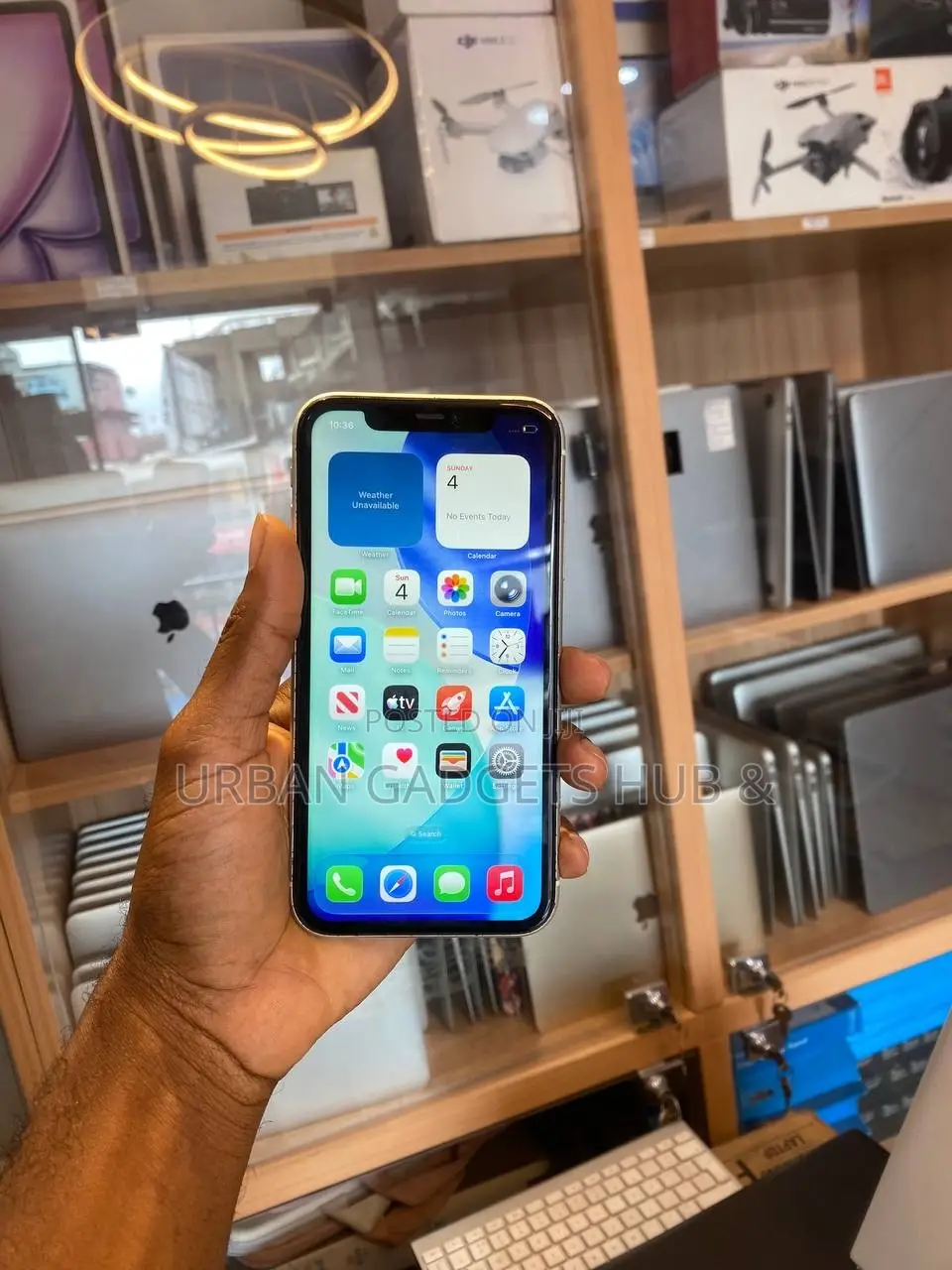 Apple iPhone 11 64 GB White
