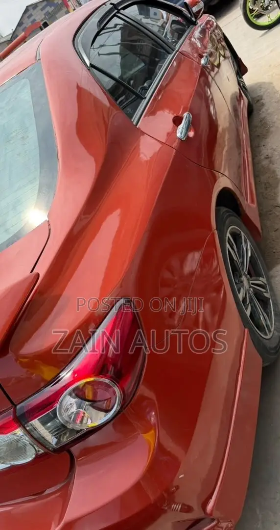 Toyota Corolla 2013