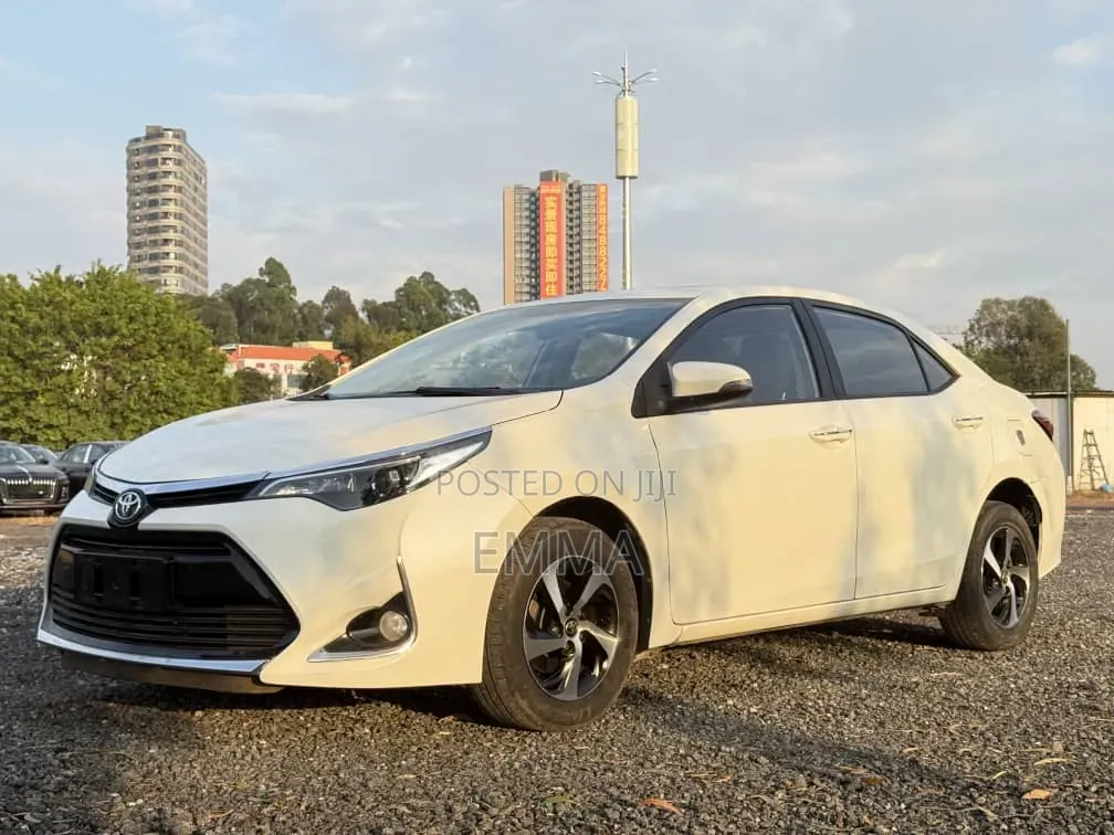 Toyota Levin Hybrid Elite Sunroof 2017 White