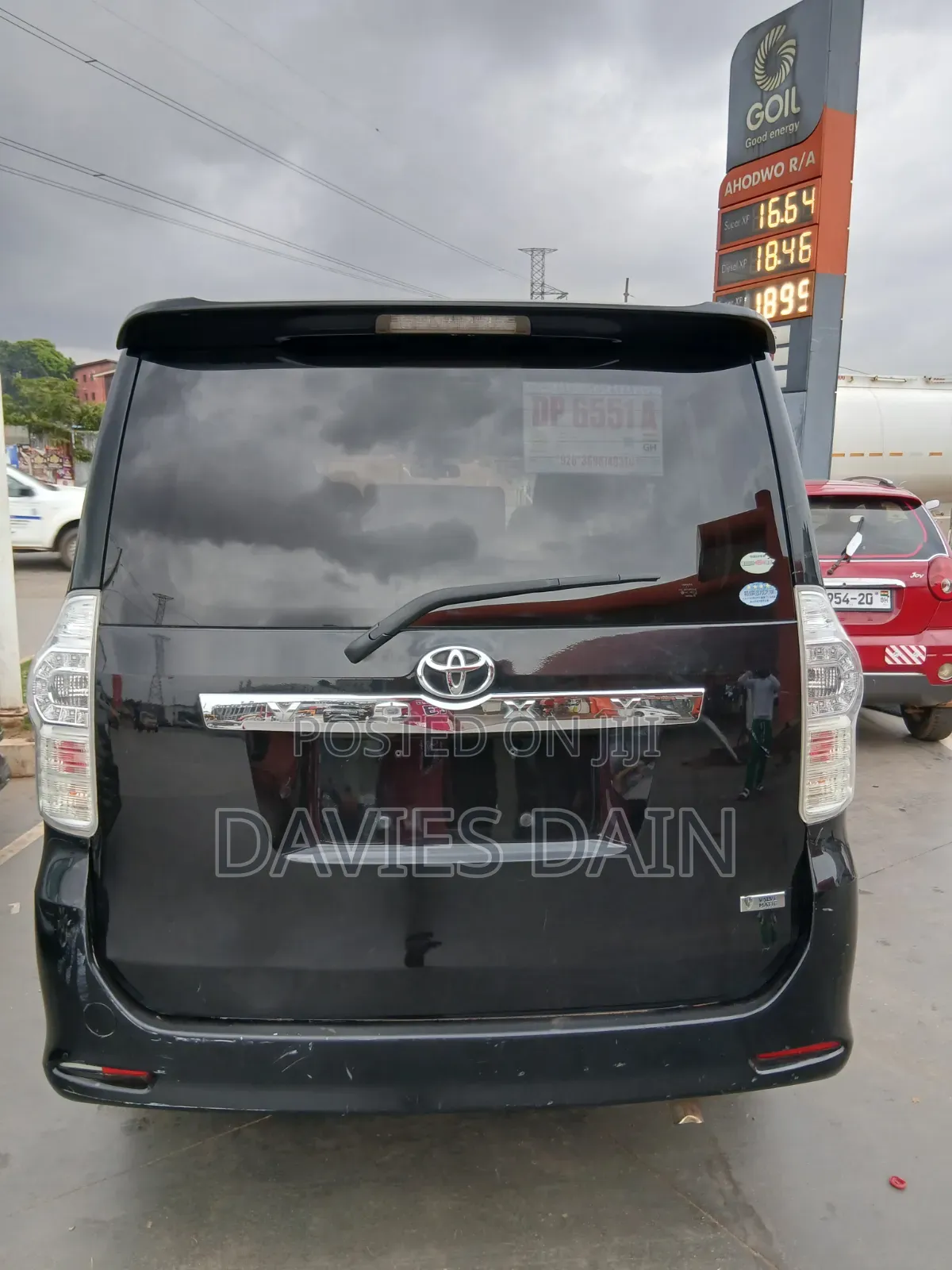 Toyota Voxy 2013 Black