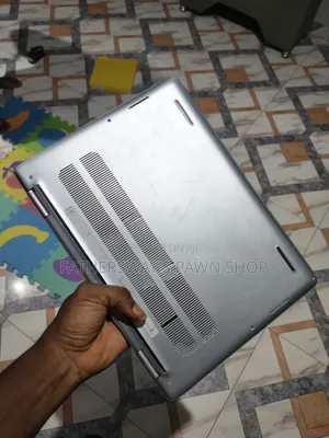 Laptop Dell Inspiron 14 7440 2-in-1 8GB Intel Core 5 SSD 256GB