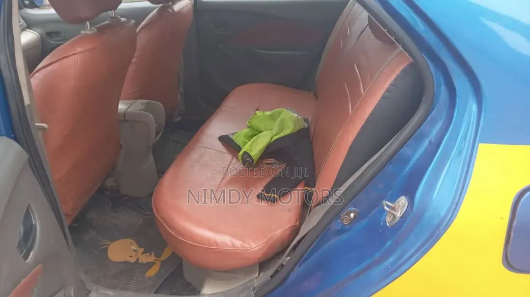 Toyota Yaris 2008 Blue