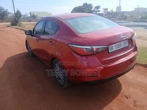 Scion iA Base 2016 Red