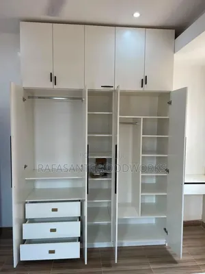 Rafasante in Wardrobe