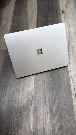 Microsoft Surface Laptop 8 16GB Qualcomm Snapdragon X Plus SSD 512GB