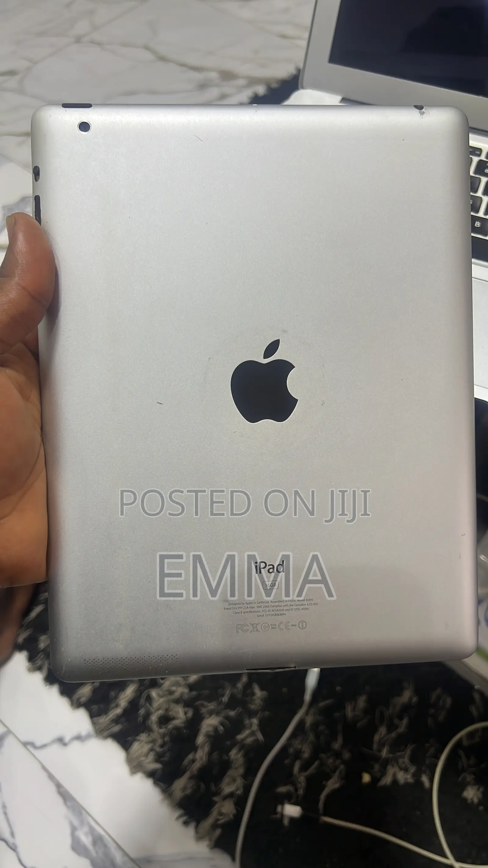 Apple iPad 2 Wi-Fi 16 GB Silver