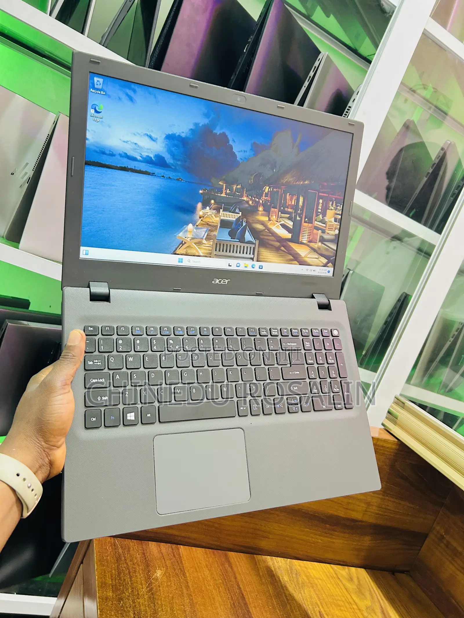 Laptop Acer Aspire 15 8GB Intel Core i5 HDD 1T