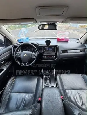 Mitsubishi Outlander 2018 White