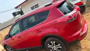 Toyota RAV4 2016 Red