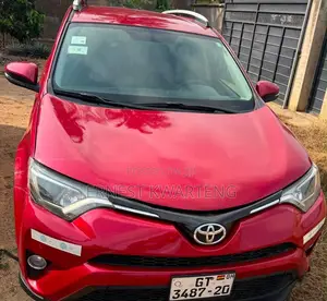 Toyota RAV4 2016 Red