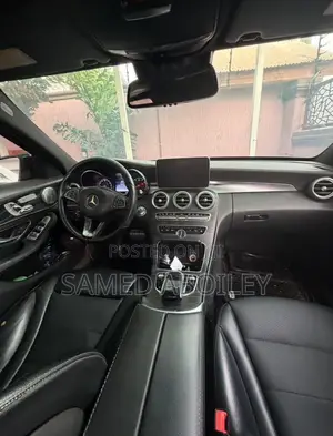 Mercedes-Benz C300 2016 Red