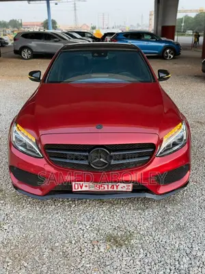 Mercedes-Benz C300 2016 Red