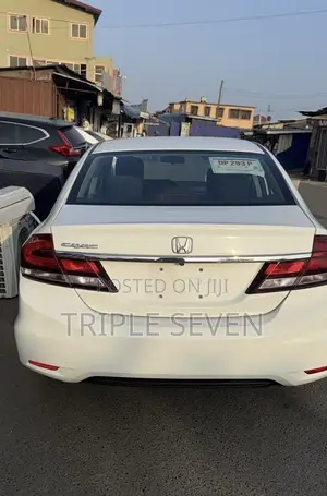 Honda Civic EX 4dr Sedan (1.8L 4cyl CVT) 2015 White