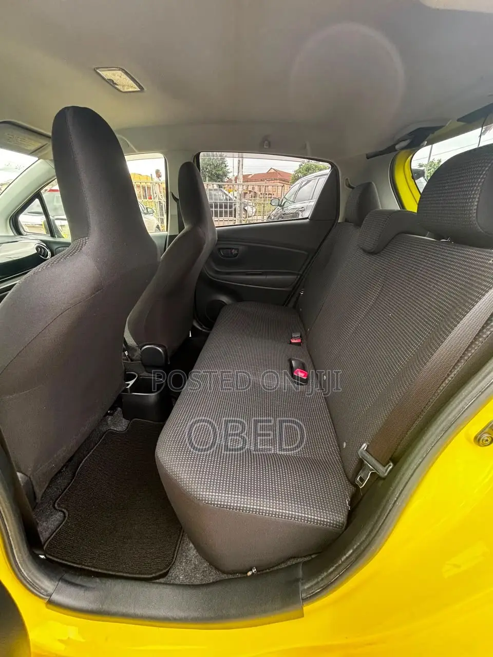 Toyota Vitz 2015 Yellow