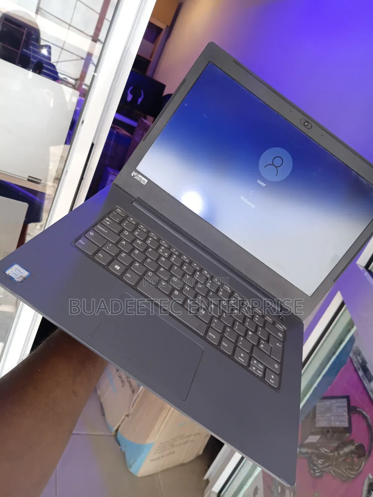 Laptop Lenovo V130 8GB Intel Core i5 SSD 256GB