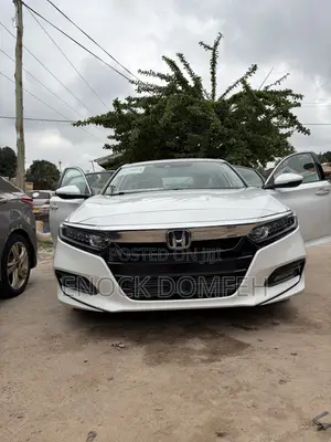 Honda Accord EX-L (1.5L 4cyl Turbo CVT) 2019 White