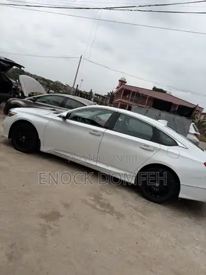 Honda Accord EX-L (1.5L 4cyl Turbo CVT) 2019 White