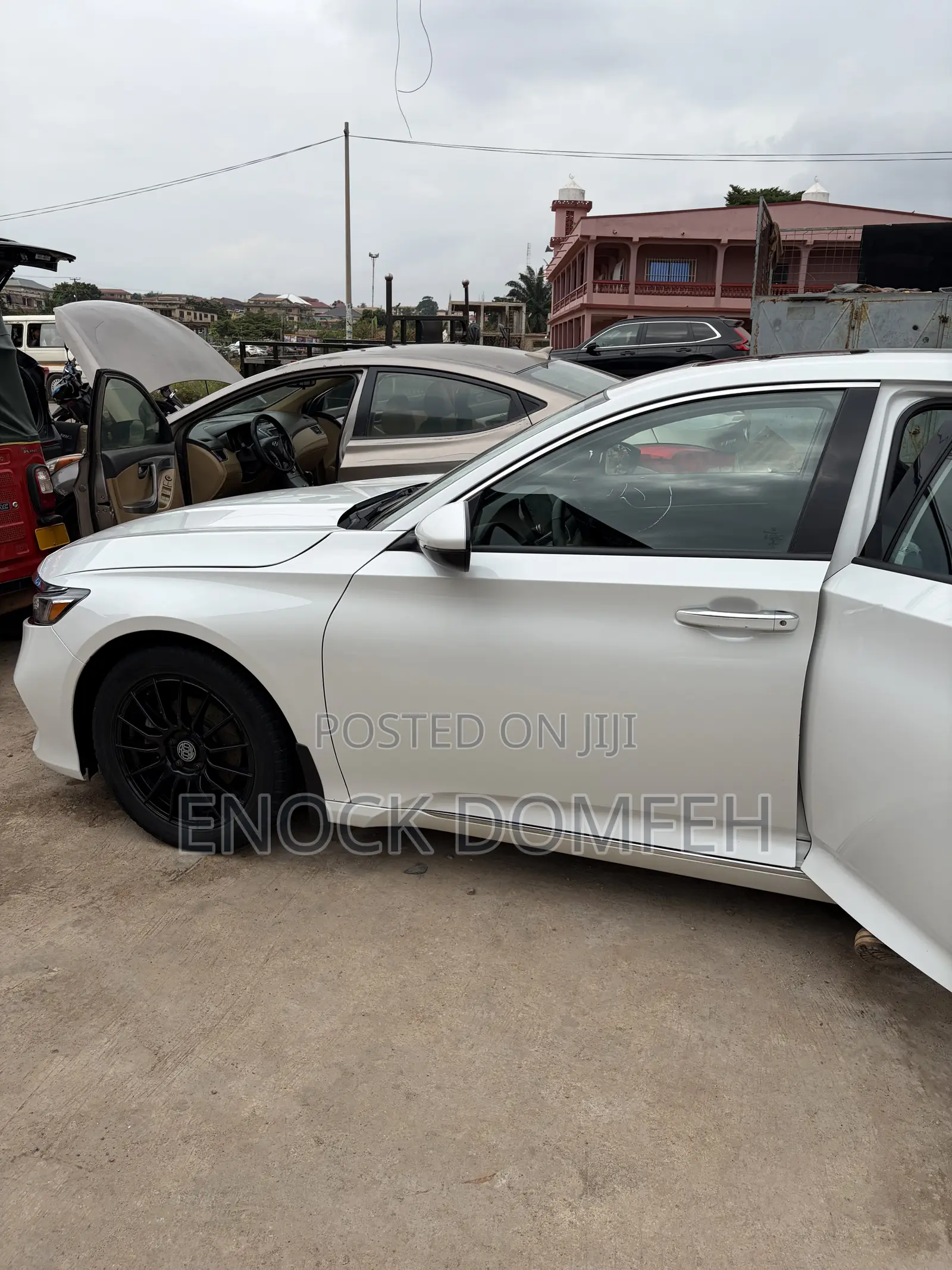 Honda Accord EX-L (1.5L 4cyl Turbo CVT) 2019 White
