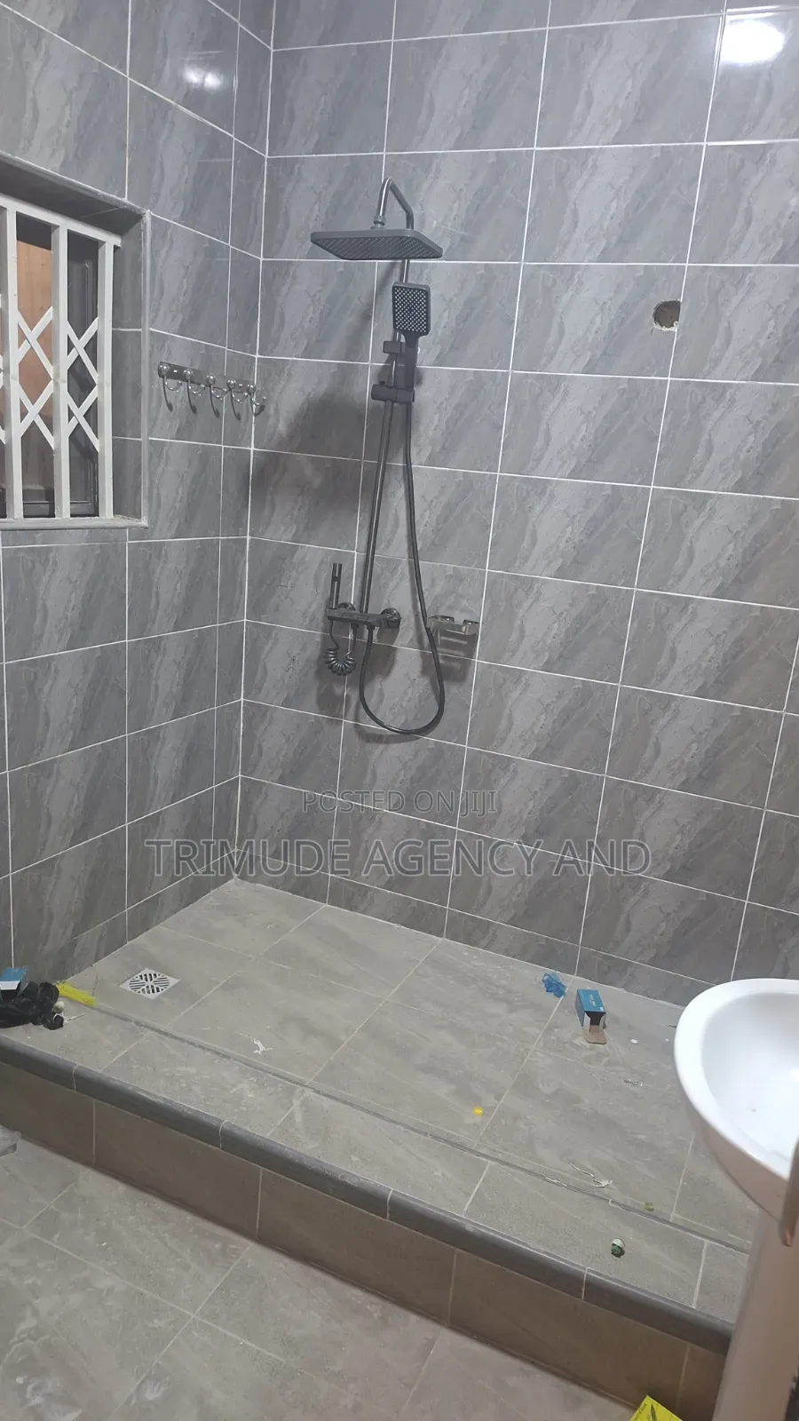 4bdrm Apartment in Trimude Agency And, Kumasi Metropolitan for rent