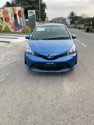 Toyota Vitz 1.5 FWD 3dr 2015 Blue