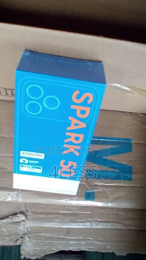 New Tecno Spark 50 128 GB Blue