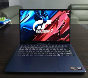 Laptop Dell Plus 14 16GB AMD Ryzen SSD 512GB