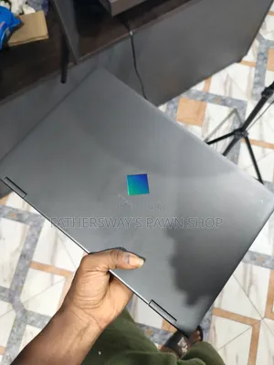 Laptop HP Omen 15 16GB AMD Ryzen 7 SSD 512GB