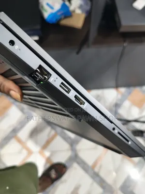 Laptop HP Omen 15 16GB AMD Ryzen 7 SSD 512GB